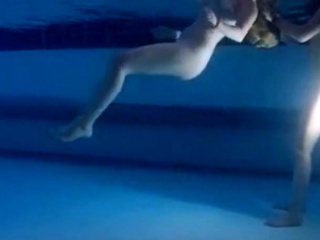 heimlich unter wasser gefilmt – spa